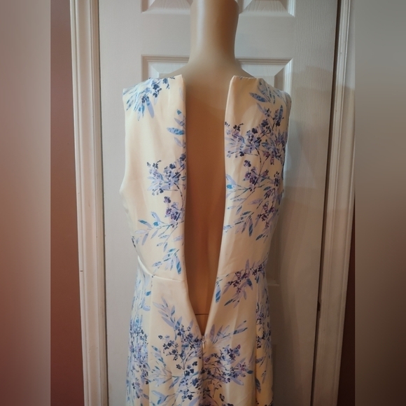 Emma & Michele women's size medium sleeveless yellow floral dress - Picture 10 of 10